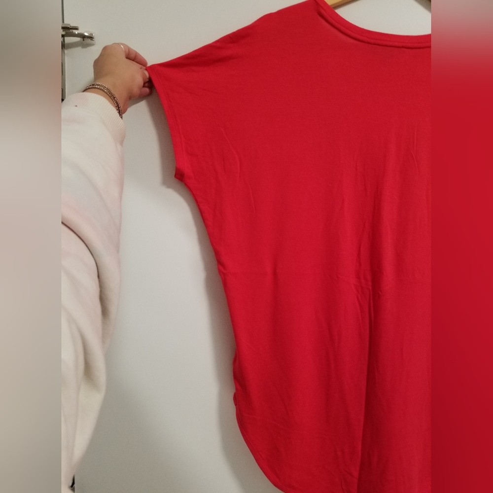 Express Tee - Picture 2 of 3